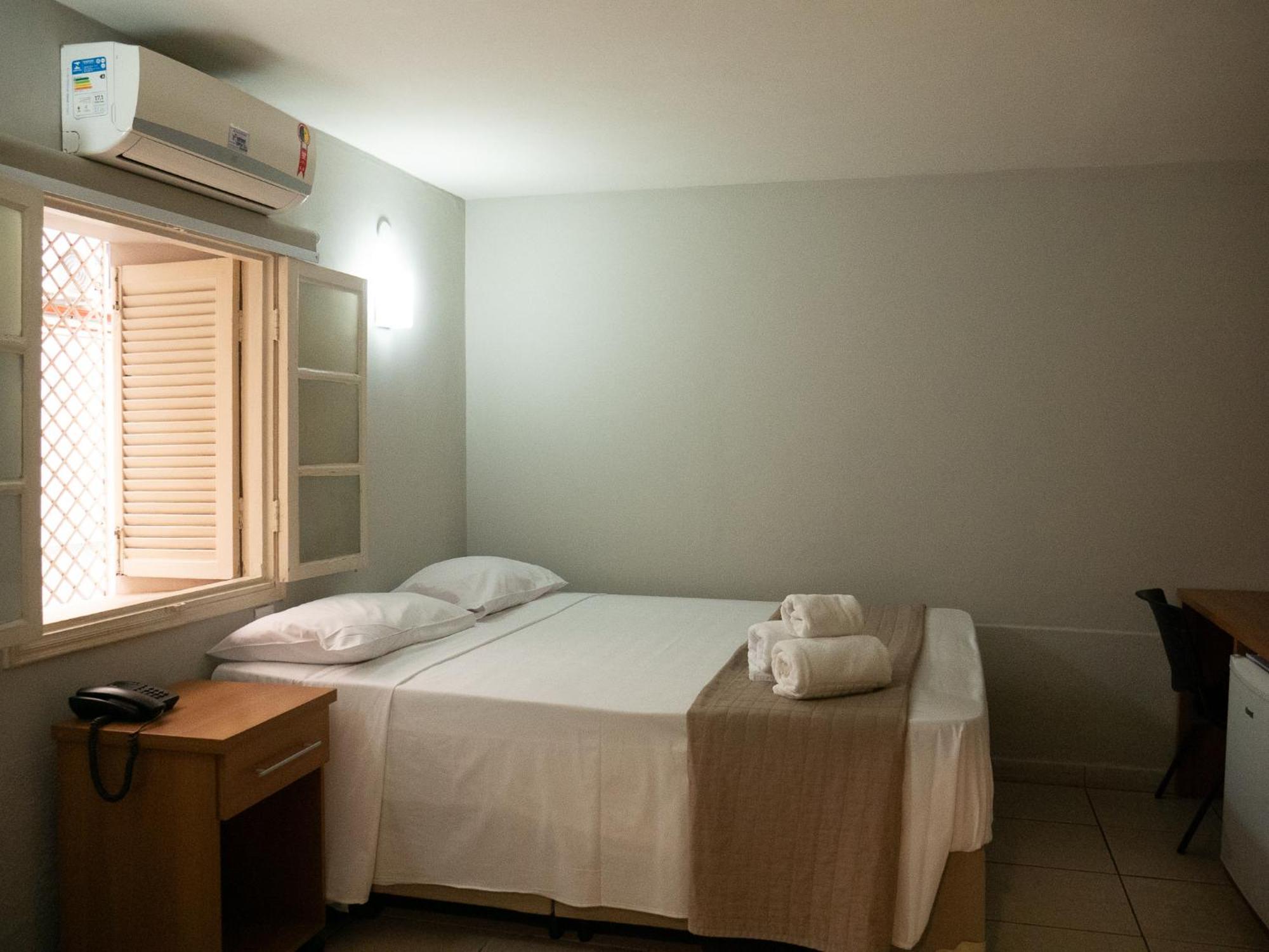 Hotel Municipal Araraquara Esterno foto